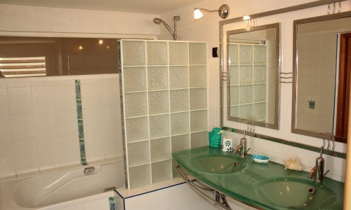 Ste-Luce - Villa 3 chambres en bord de mer avec piscine