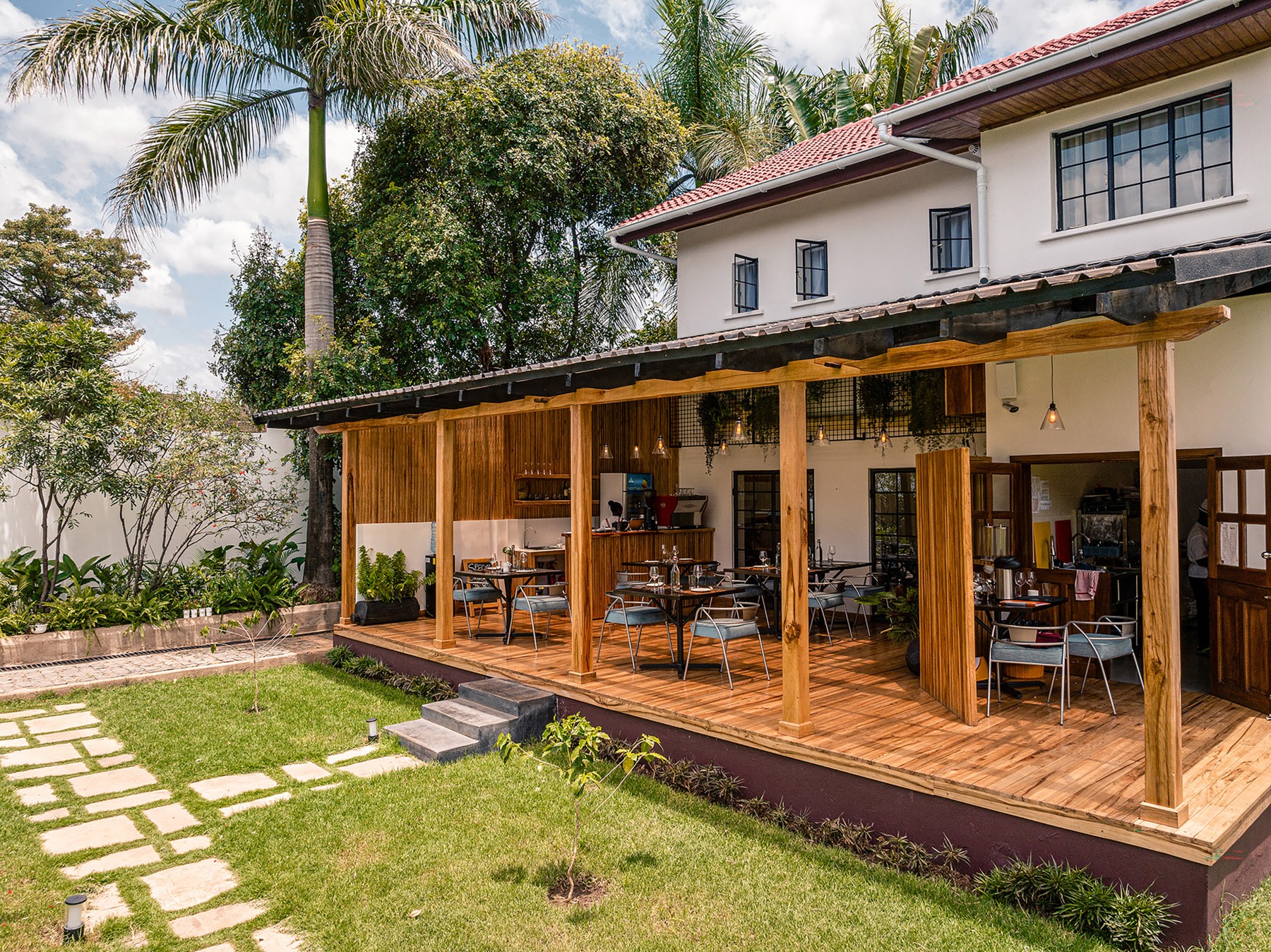 Brubru Lodge