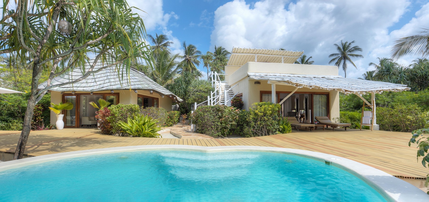 Beachfront 1-Bedroom Villa
