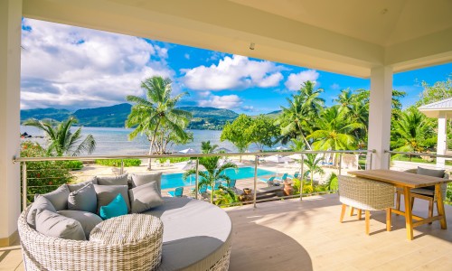 Pineapple Beach Villas
