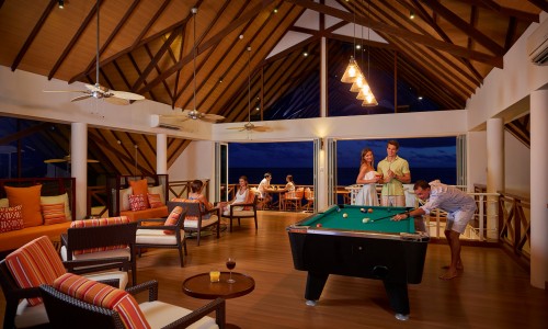 Mercure Maldives Kooddoo Resort