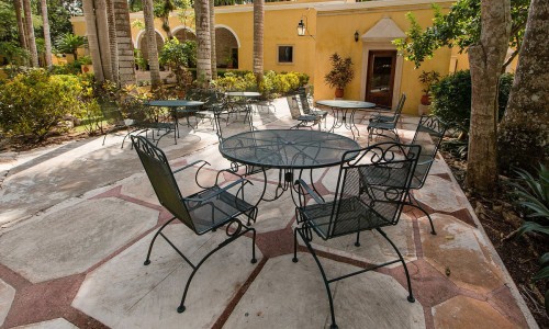 Hacienda Chichen Resort
