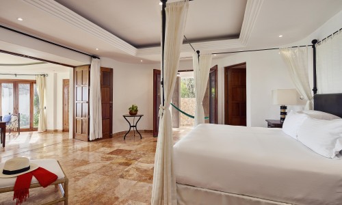 1-Bedroom Suite Oceanfront