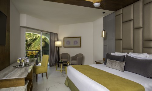Preferred Club Junior Suite