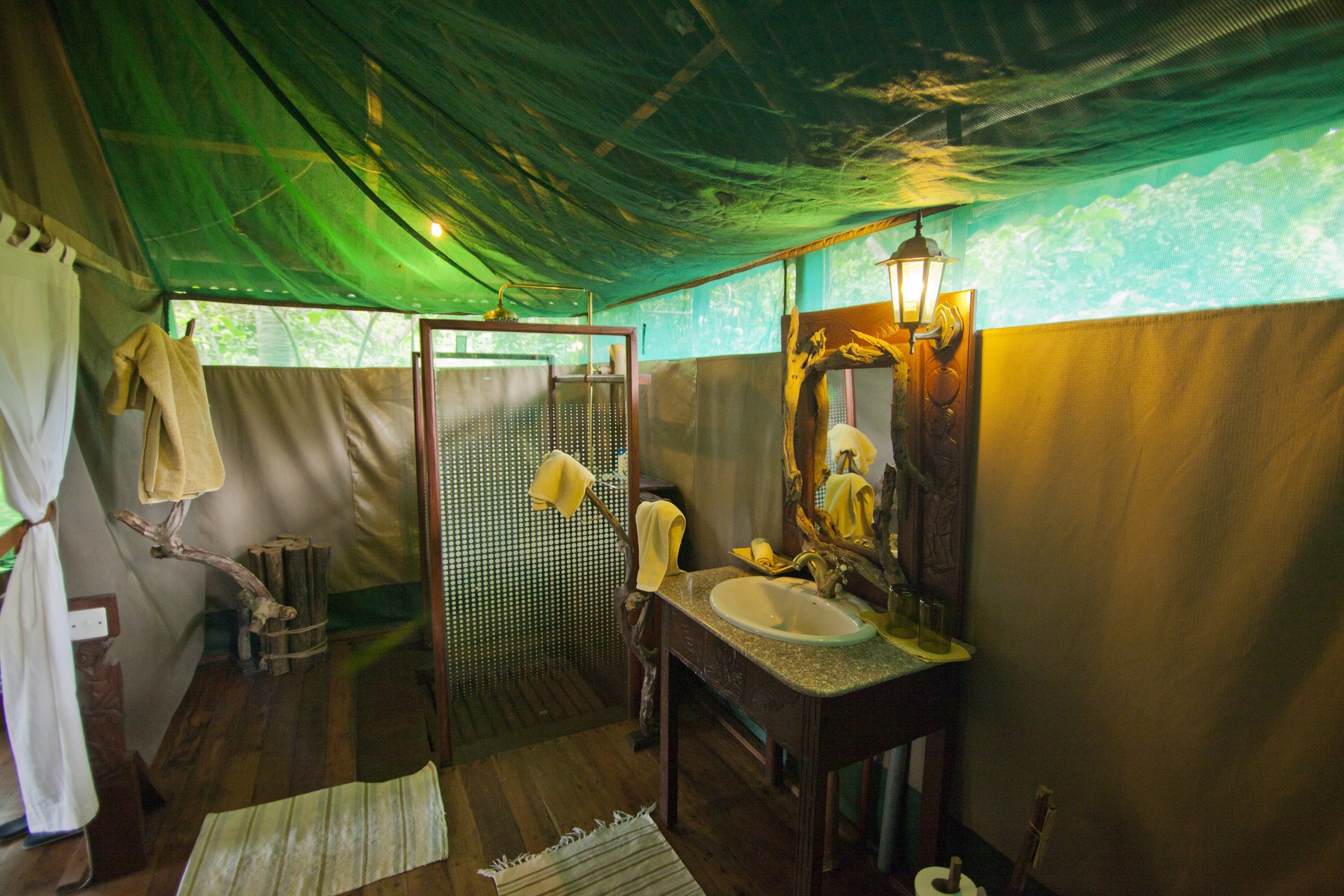 Mbali Mabli Katavi Lodge
